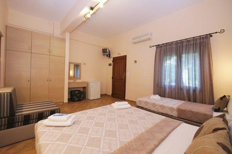 Platy Beach Hotel 外观 照片